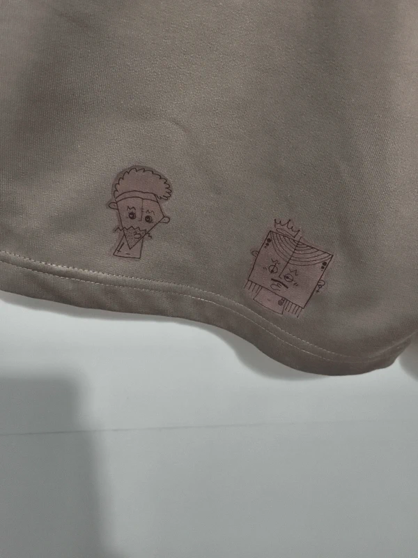 Pantalón corto verde oliva L detalle